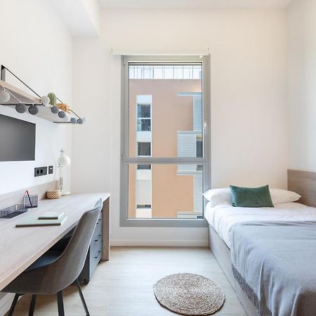 Micampus Barcelona Student Residence エクステリア 写真