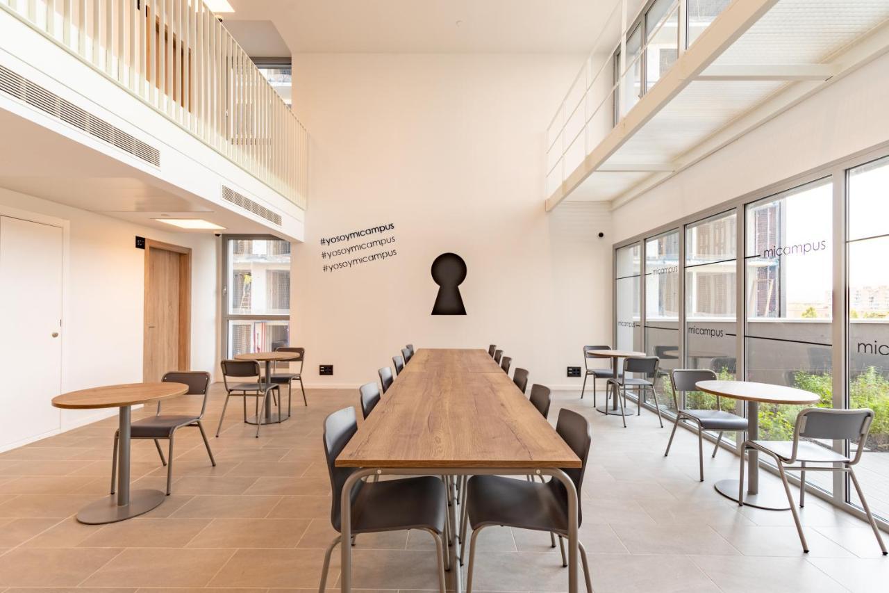 Micampus Barcelona Student Residence エクステリア 写真